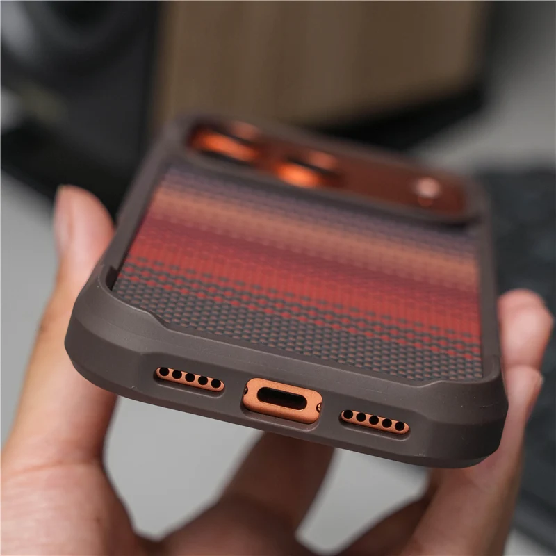Оригинальный геометрический те – обзор и цена Tech Accessories Hard Case