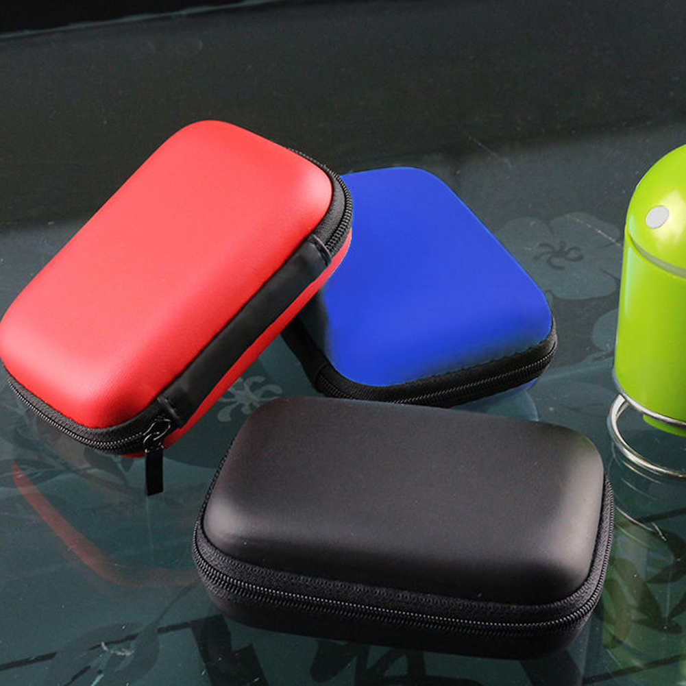 Жесткий чехол из ЭВА, зарядное – обзор и цена Tech Accessories Hard Case